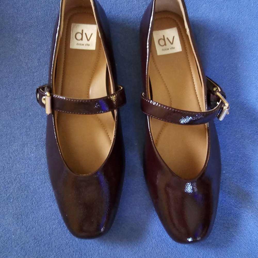 New Dolce Vita Women's Dark Burgandy Flats 9.5